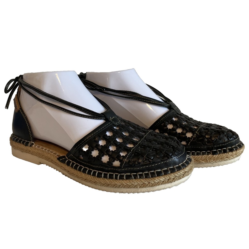 Pikolinos Women's Cadamunt Black Woven Leather‎ Wraparound Ankle Sandal, Size 35